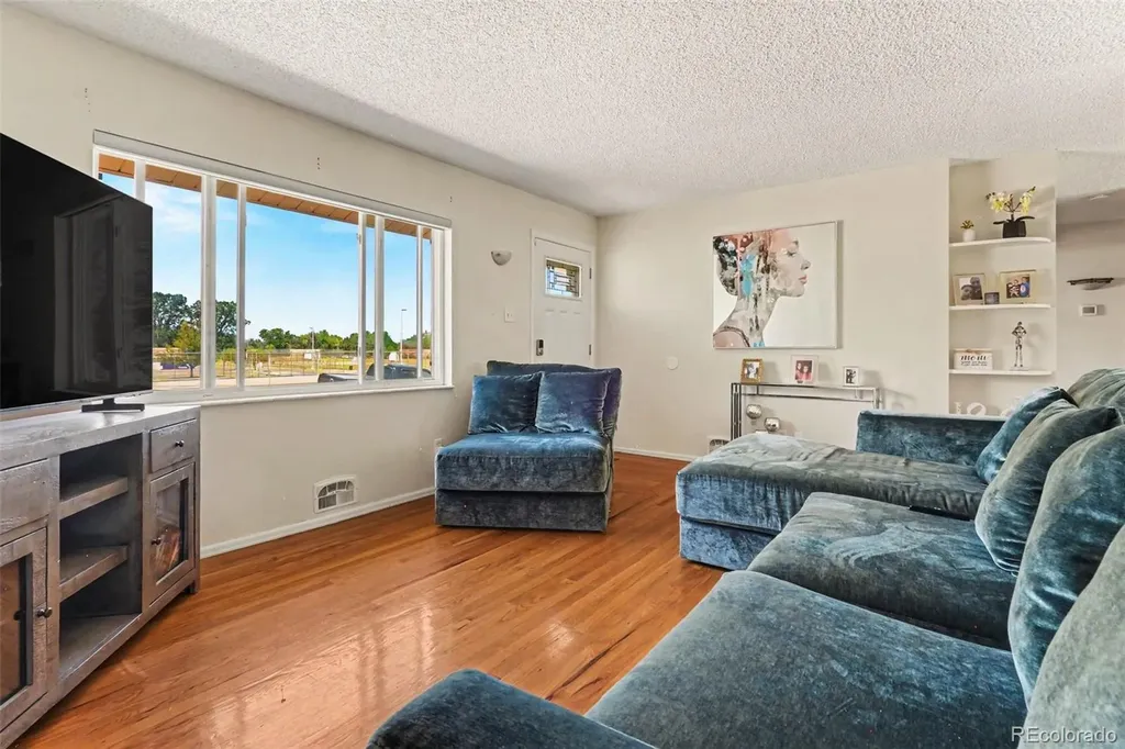 2248 S Patton Court Denver CO 80219