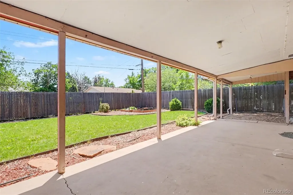 2248 S Patton Court Denver CO 80219