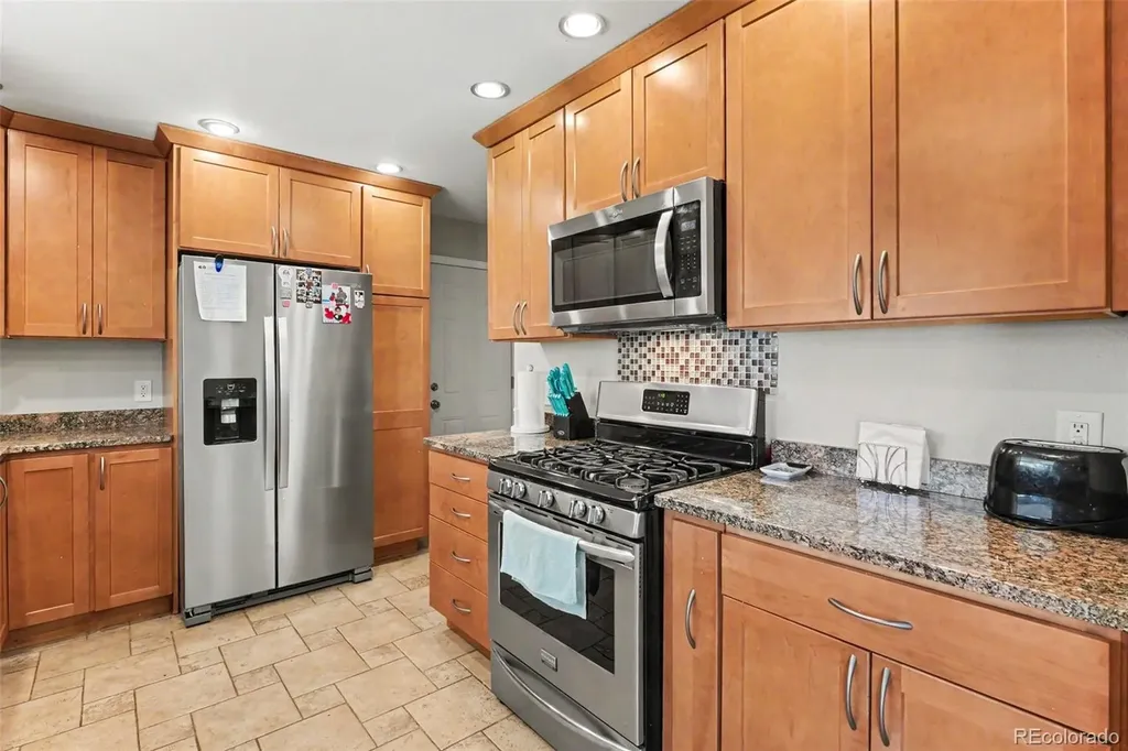 2248 S Patton Court Denver CO 80219
