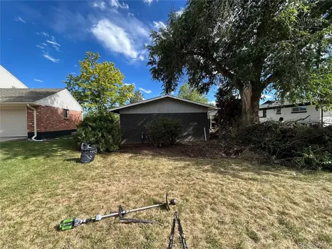 850 W 6th Avenue Broomfield CO 80020