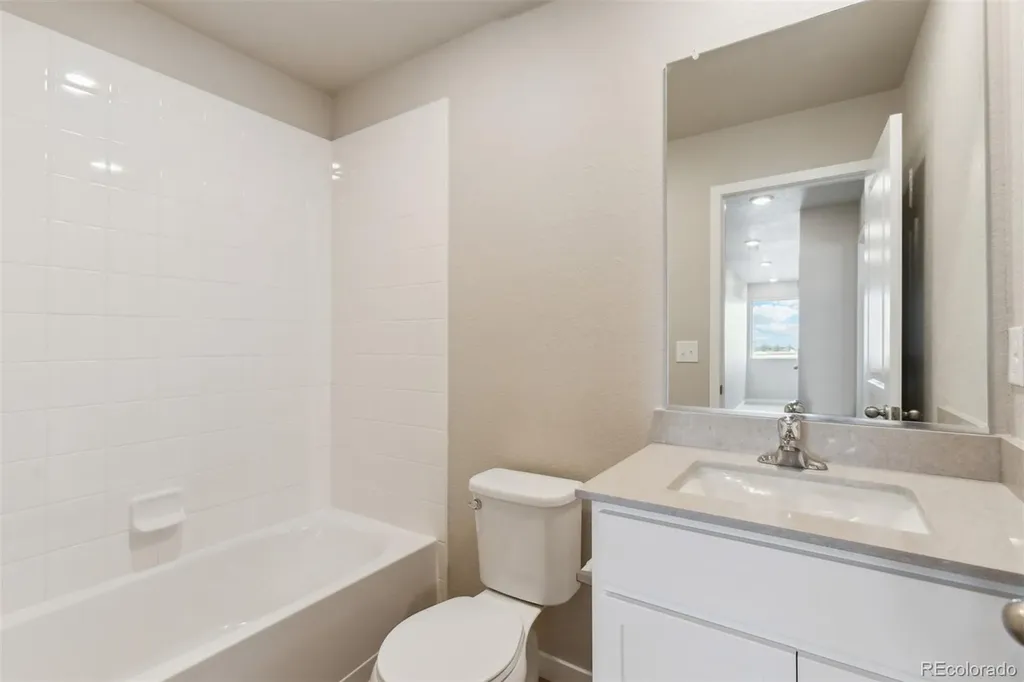 48175 Shetland Drive Bennett CO 80102