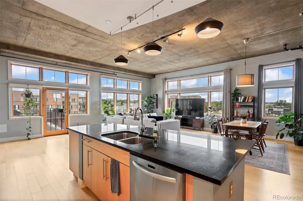 1925 W 32nd Avenue Denver CO 80211
