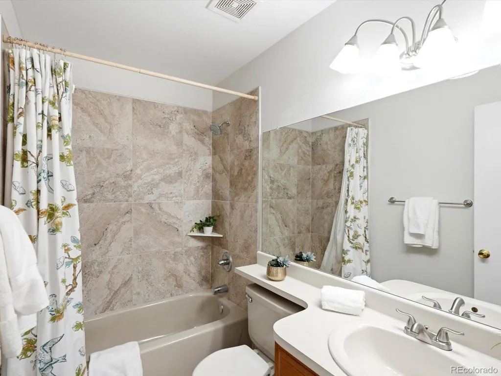 1818 S Quebec Way Denver CO 80231