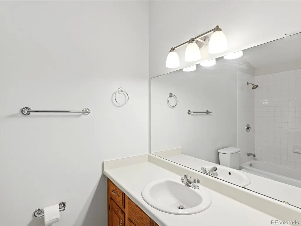 1818 S Quebec Way Denver CO 80231