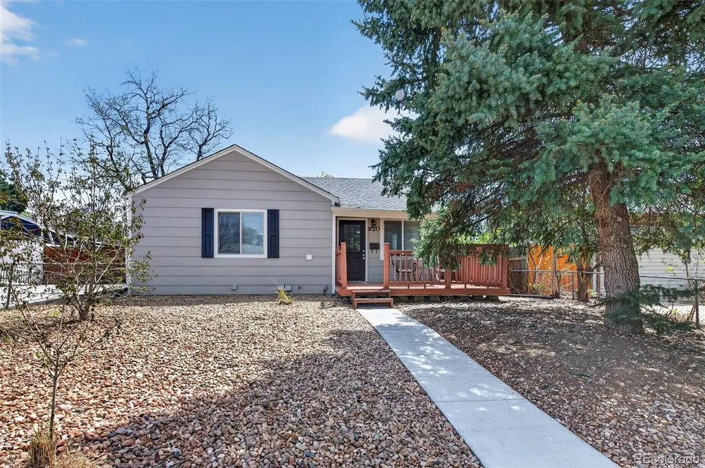 920 Moline Street Aurora CO 80010
