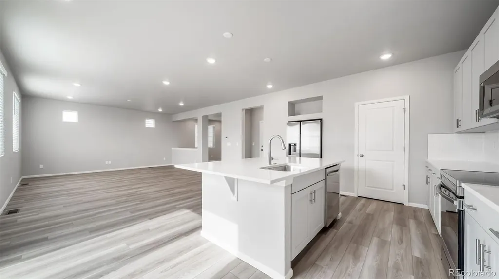 4637 N Sicily Street Aurora CO 80019