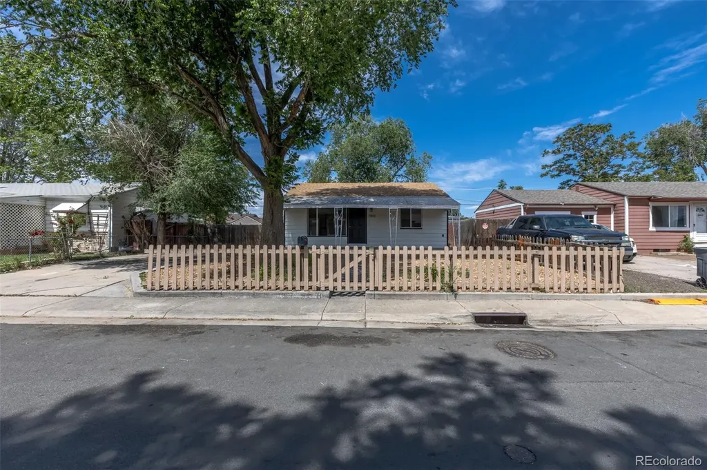 7855 Newport Street Commerce City CO 80022