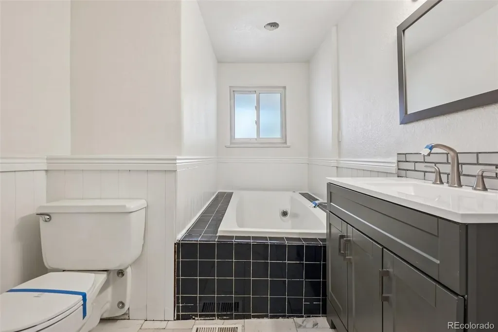 6704 Grove Street Denver CO 80221