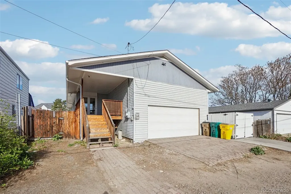 6704 Grove Street Denver CO 80221