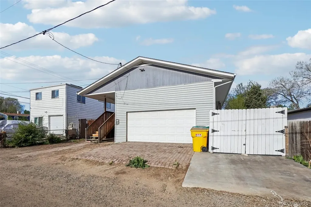 6704 Grove Street Denver CO 80221