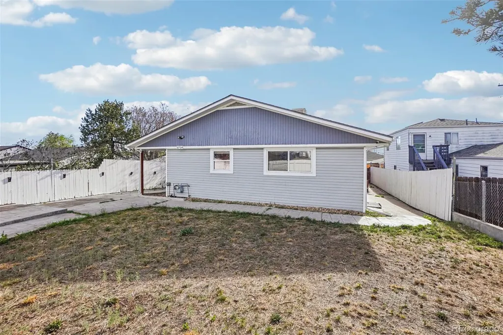6704 Grove Street Denver CO 80221