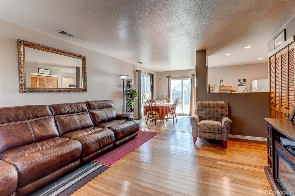 4884 E 101st Court Thornton CO 80229