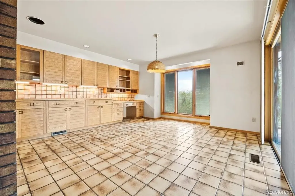 1625 E Layton Drive Englewood CO 80113