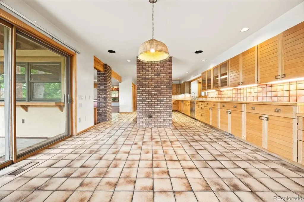 1625 E Layton Drive Englewood CO 80113