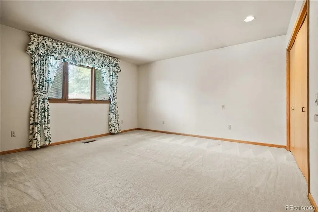 1625 E Layton Drive Englewood CO 80113