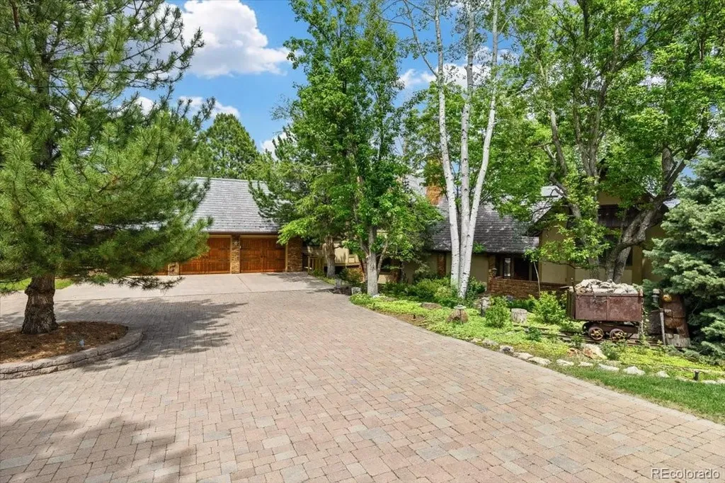 1625 E Layton Drive Englewood CO 80113