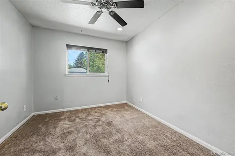 1042 Yuba Street Aurora CO 80011