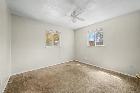 1042 Yuba Street Aurora CO 80011