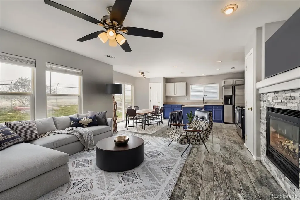 7656 Brown Bear Court Littleton CO 80125