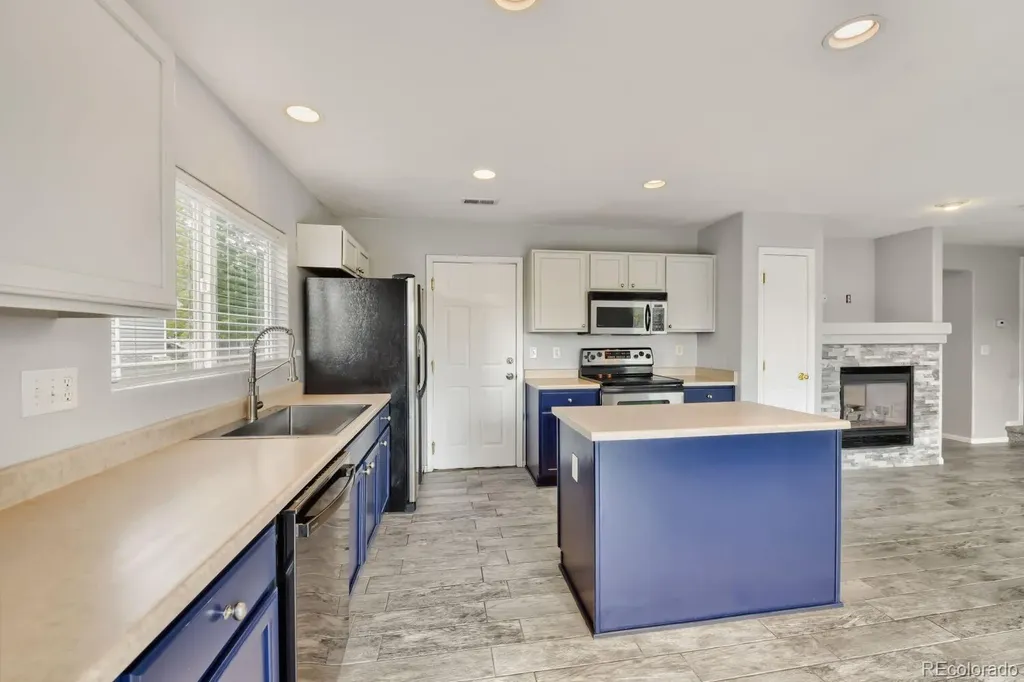 7656 Brown Bear Court Littleton CO 80125