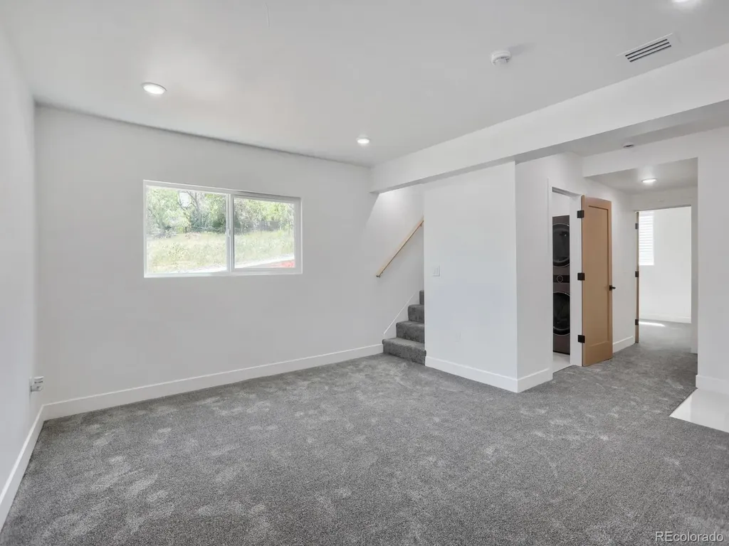 3175 S Clay Street Englewood CO 80110
