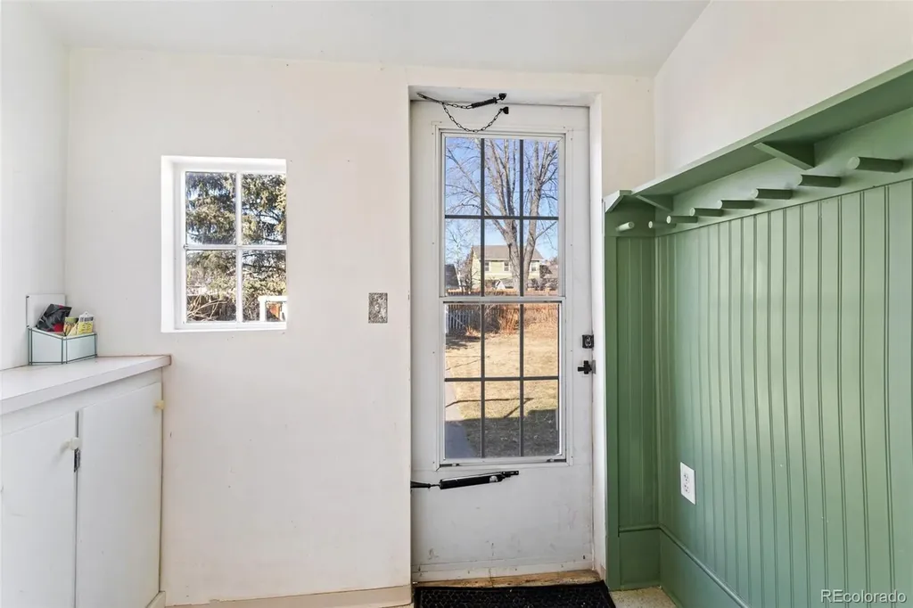 416 E Espanola Street Colorado Springs CO 80907