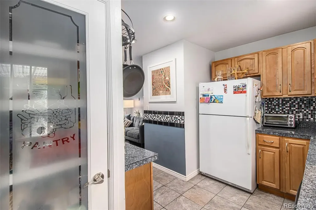 2895 S Cherry Way Denver CO 80222