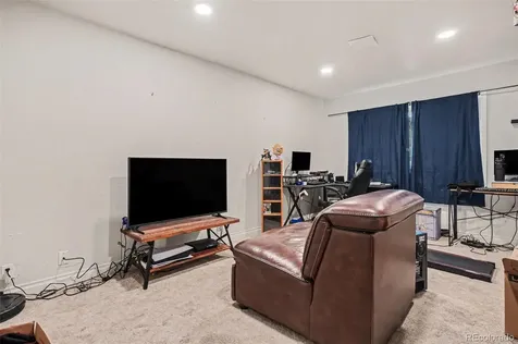 873 Troy Street Aurora CO 80011