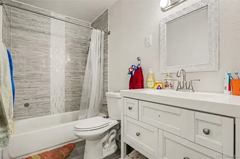 873 Troy Street Aurora CO 80011