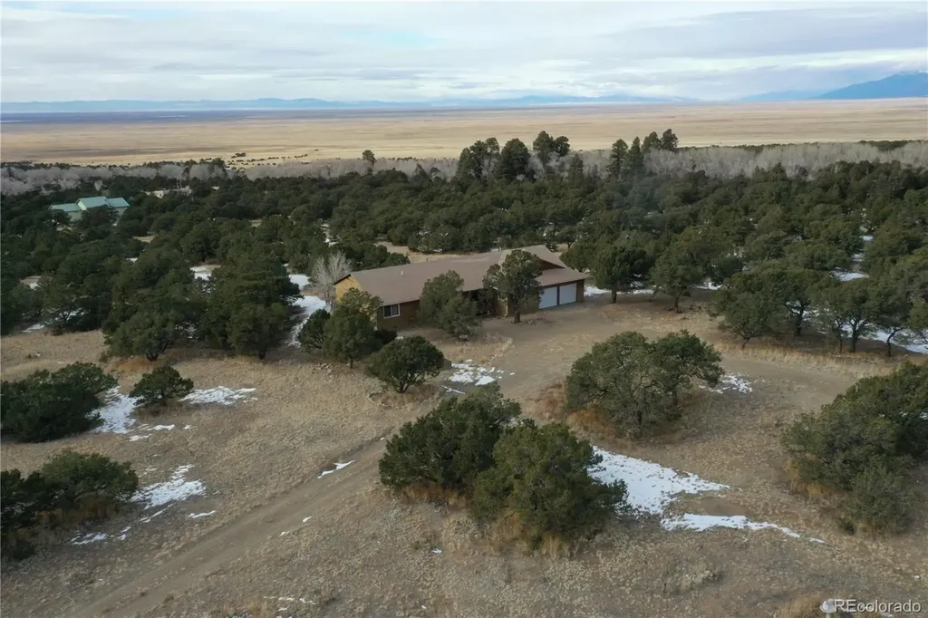 105 Indian Hill Road Mosca CO 81146