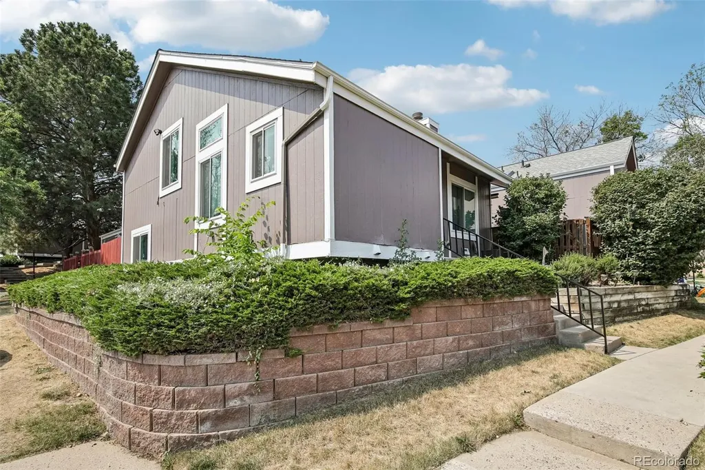 3824 S Genoa Circle Aurora CO 80013