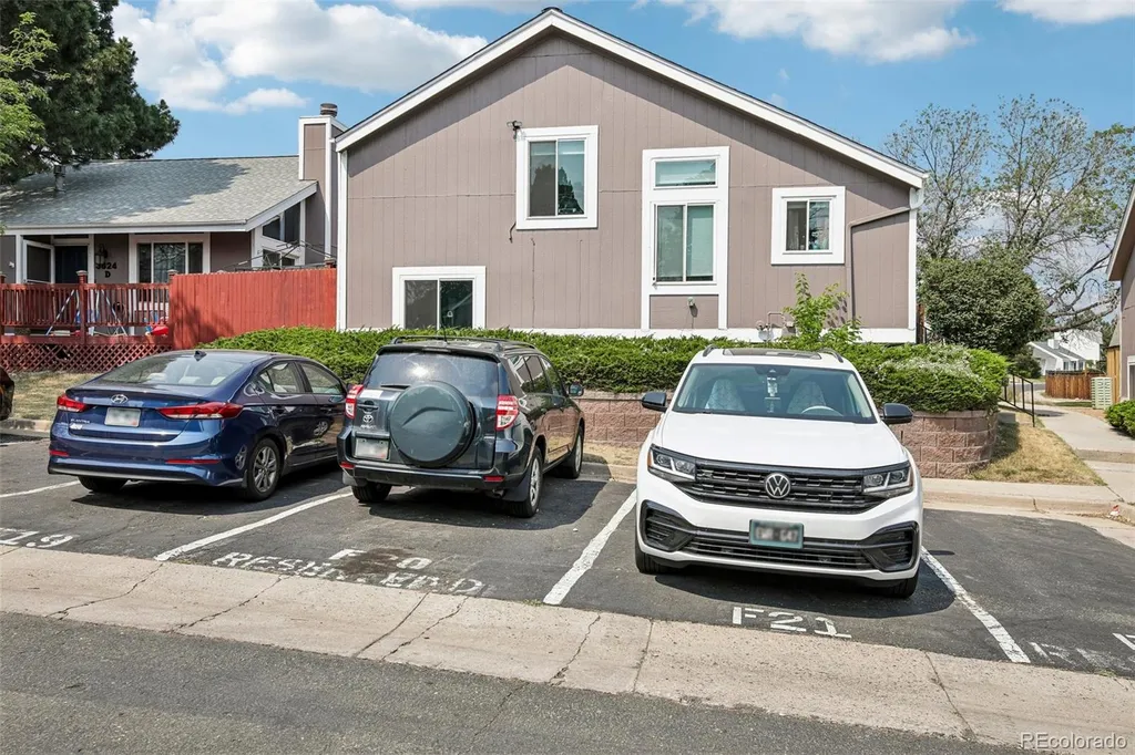 3824 S Genoa Circle Aurora CO 80013