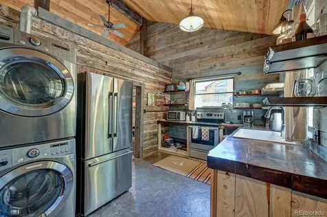 22525 Barnhill Street Salida CO 81201