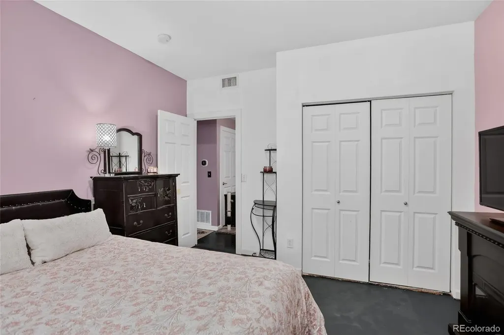 2828 Syracuse Street Denver CO 80238