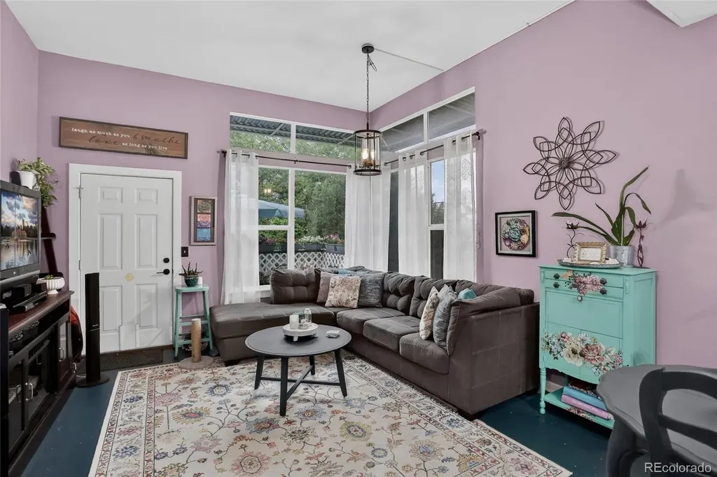 2828 Syracuse Street Denver CO 80238