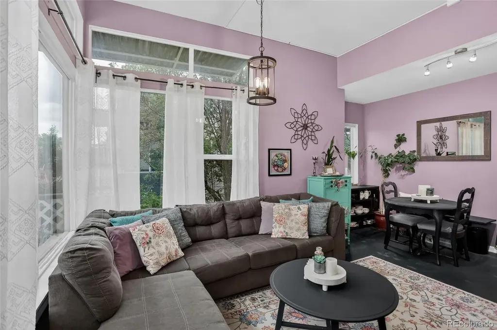 2828 Syracuse Street Denver CO 80238