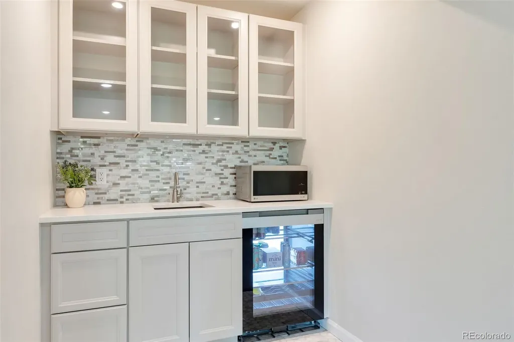 980 Front Range Road Littleton CO 80120