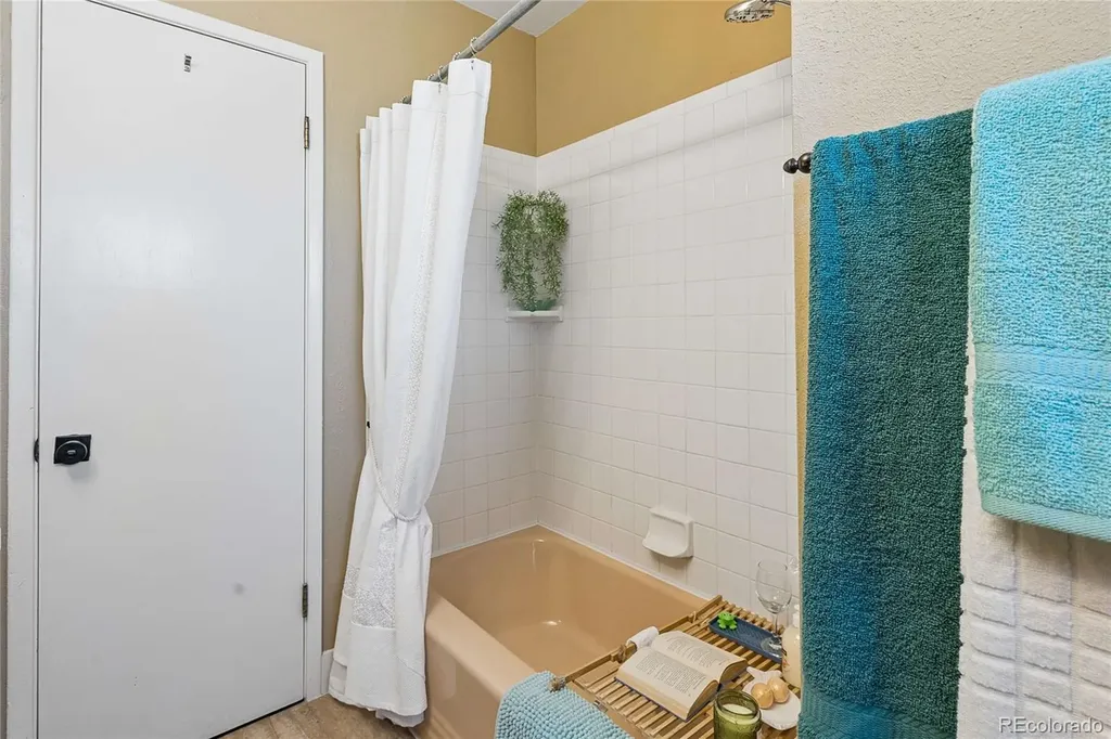 7540 W Calahan Avenue Lakewood CO 80232
