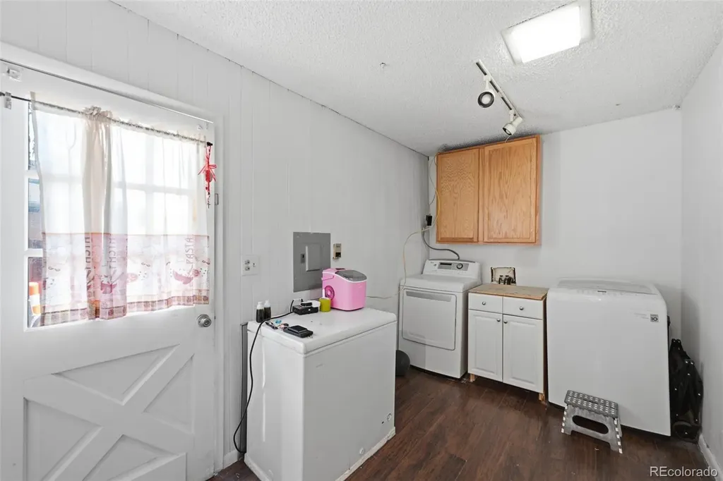 1780 Sherrelwood Drive Denver CO 80221