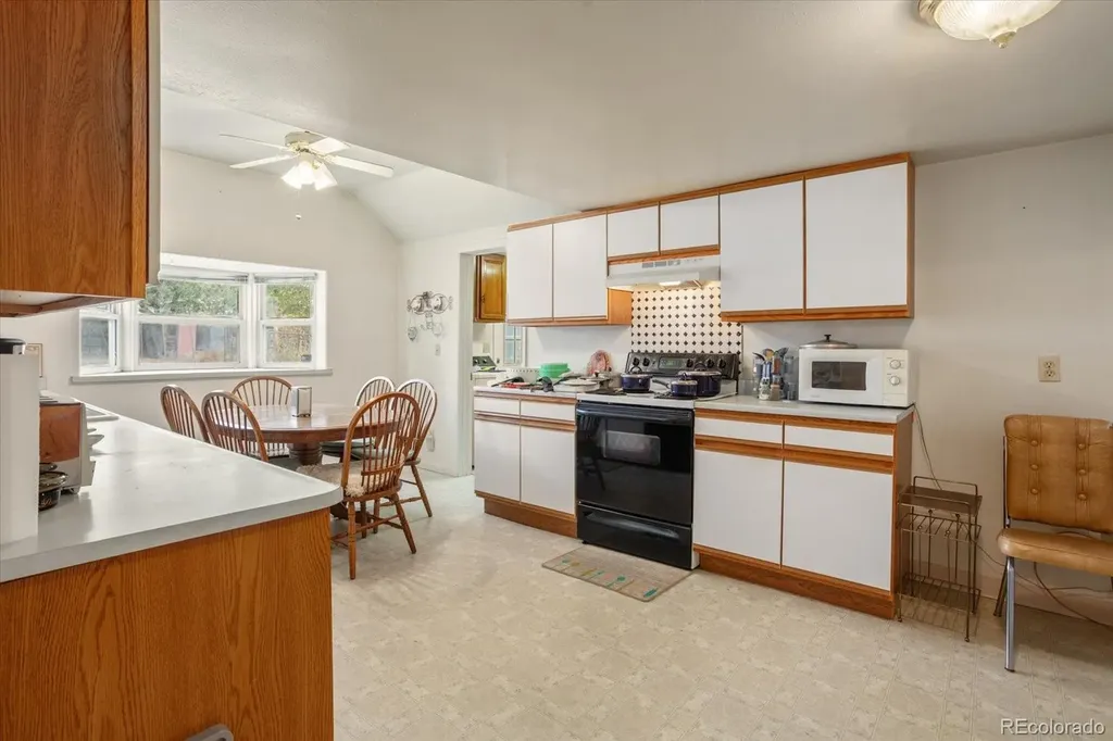 813 W 2nd Street Salida CO 81201
