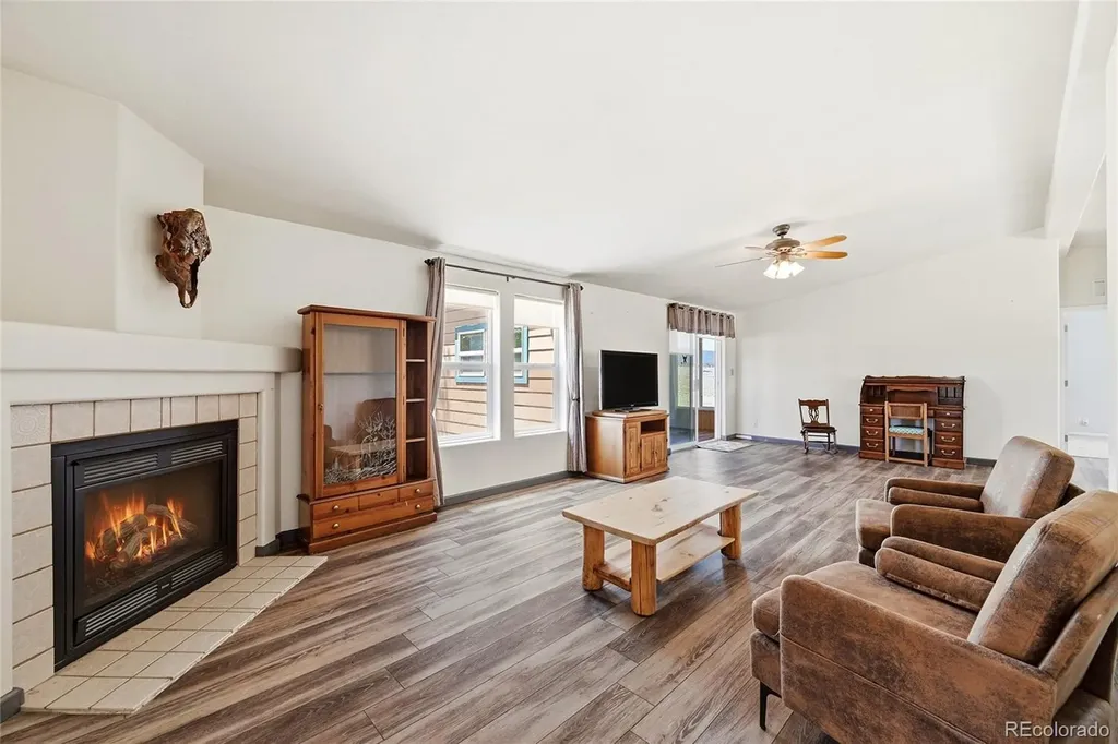 20300 Old Ranch Loop Nathrop CO 81236