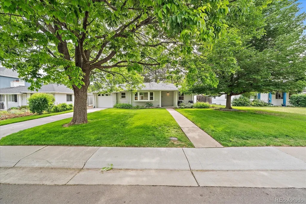 910 Kearney Street Denver CO 80220