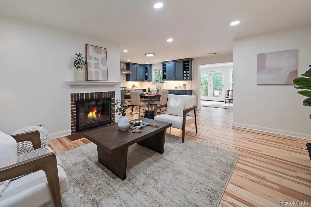 910 Kearney Street Denver CO 80220