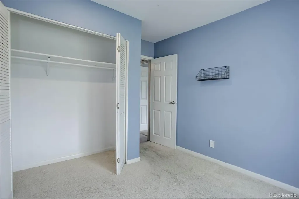 6870 S Broadway Centennial CO 80122