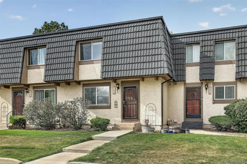 6870 S Broadway Centennial CO 80122