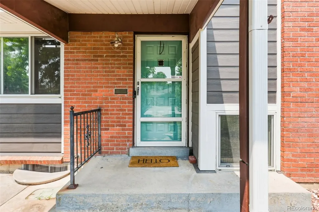 3233 Troy Street Aurora CO 80011