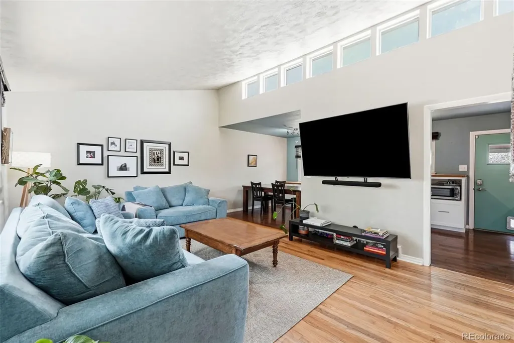 3233 Troy Street Aurora CO 80011