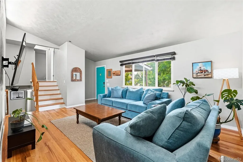 3233 Troy Street Aurora CO 80011