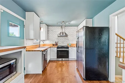3233 Troy Street Aurora CO 80011