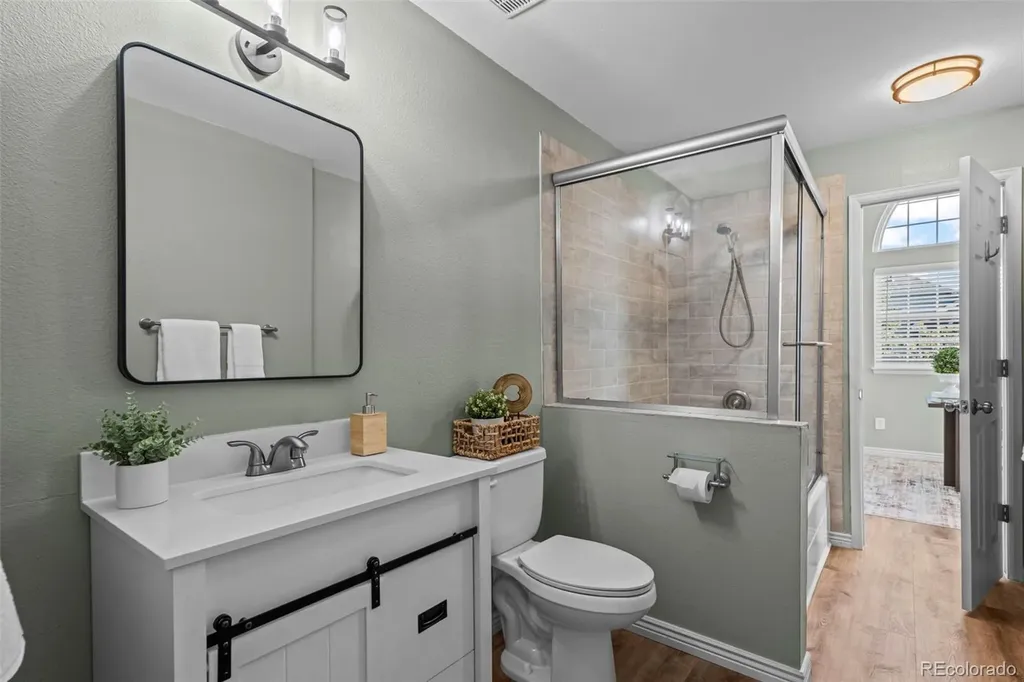 6741 S Ivy Way Centennial CO 80112